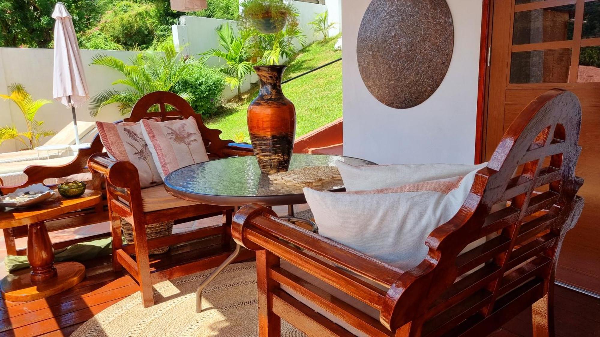 The Suite Spot Apartment - Private Paradise Stay Soufrière Exterior foto